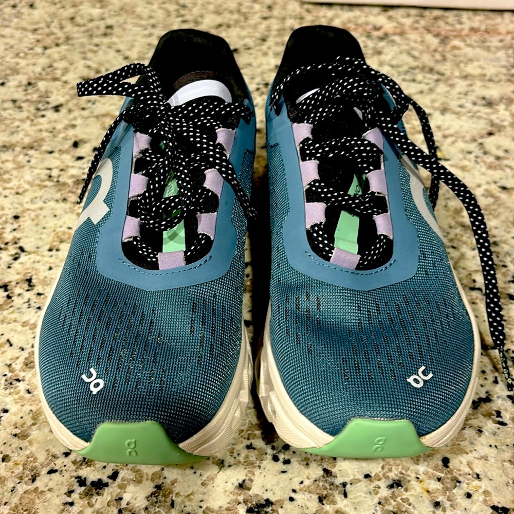 On Cloudmonster Sneakers Womens Size 5